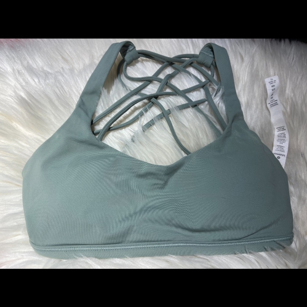 Lululemon Light neutral green sports bra(2)
